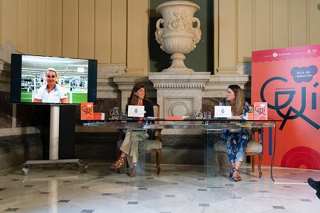 Olivia Piquero y Constanza Pasqual