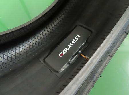 Energía eléctrica a partir de la rotación de los neumáticos