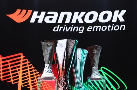 Hankook, 3 años más patrocinador de la UEFA