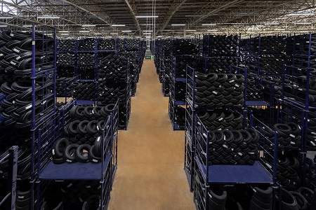 Top Recambios mantuvó sus almacenes al máximo de su capacidad