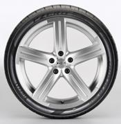 El nuevo Porsche Cayenne Turbo GT equipa de origen los Pirelli P Zero Corsa con marcaje 'N0'