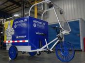 Michelin presenta un prototipo de neumático sin aire para triciclos eléctricos urbanos de reparto de última milla