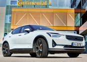El Polestar 2 cuenta de fábrica con neumáticos Continental PremiumContact 6 y SportContact 6