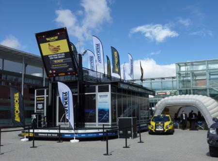 Stand de Tenneco On Tour en Motortec