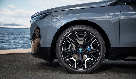 Pirelli P Zero, equipo original del nuevo BMW iX