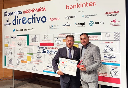 Eduardo Salazar, premio Mejor Directivo Castilla y León, y Javier Andrés, consejero delegado Grupo Andrés