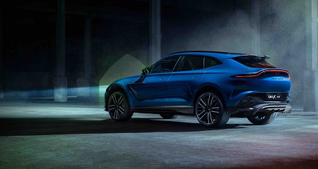 Aston Martin DBX707 confía en Pirelli