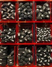 Grupo Andrés abre un nuevo almacén en la Zona Norte con 80.000 neumáticos