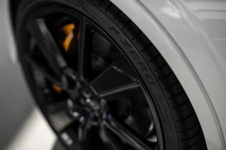 P Zero Elect para el Polestar 2 BST edition 270