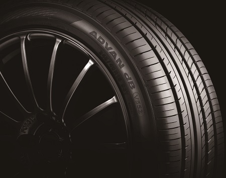 Yokohama ADVAN dB V552