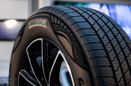 Goodyear presenta un neumático de demostración