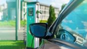 En febrero solo 1 de cada 10 ventas ha sido de un vehículo electrificado