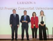 Top Recambios recibe el 'Premio a la Excelencia por su Liderazgo Empresarial en la Distribución de Neumáticos'