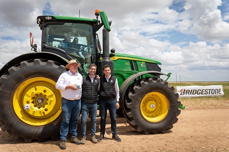 Bridgestone presenta en Demoagro el nuevo neumático VX-R TRACTOR