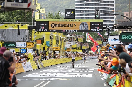 Sprint final de la primera etapa del Tour de Francia 2023