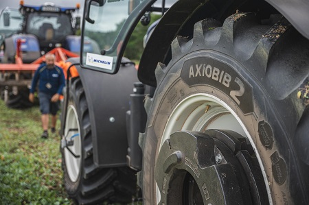 Michelin AXIOBIB 2