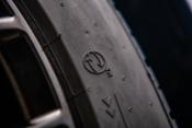 Pirelli presenta el logotipo de sus neumáticos que contienen, al menos, un 50 por ciento de materias primas de origen natural y reciclado