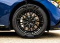 Pirelli P Zero E, elegido Neumático del Año en los Automobile Awards
